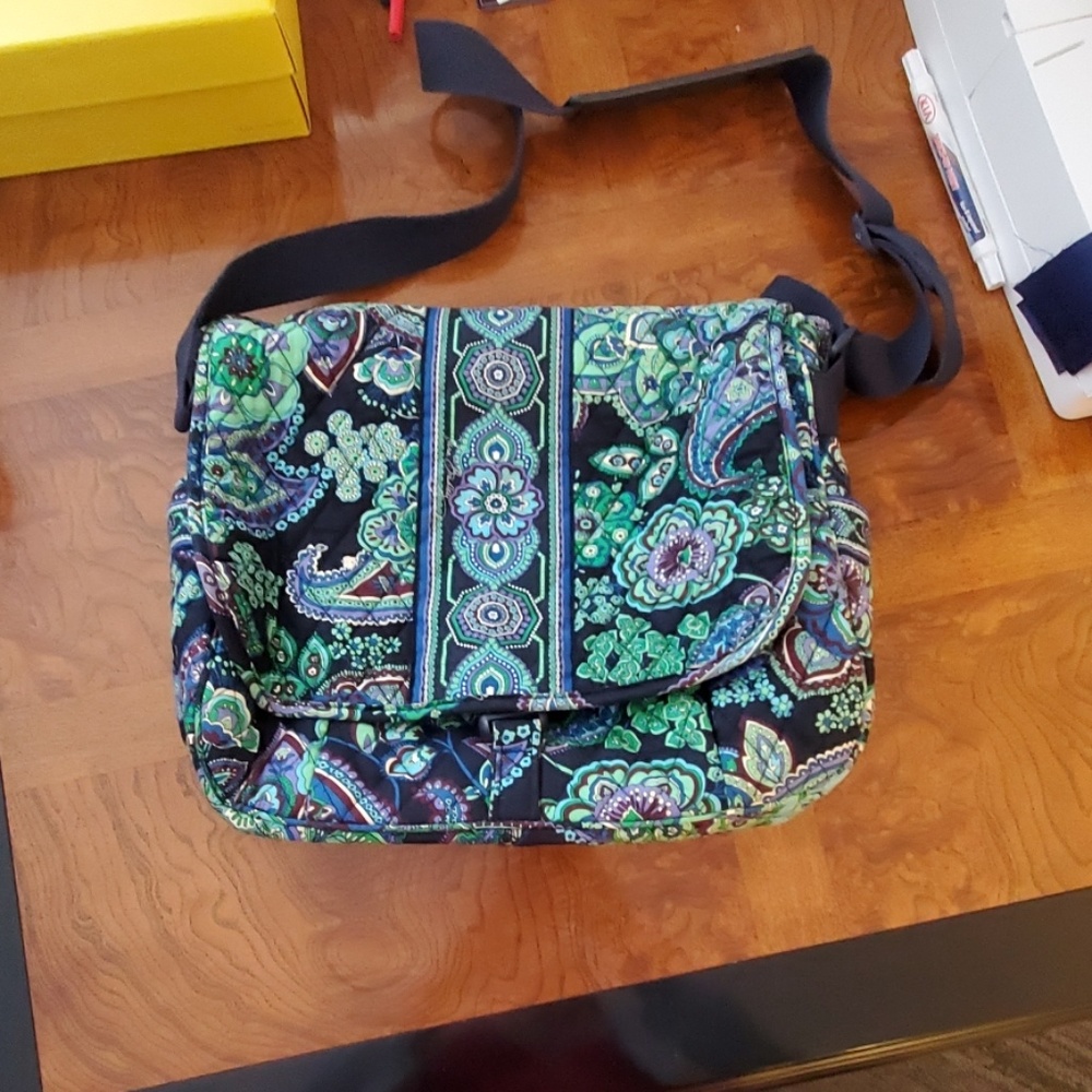 Vera Bradley Messanger Bag